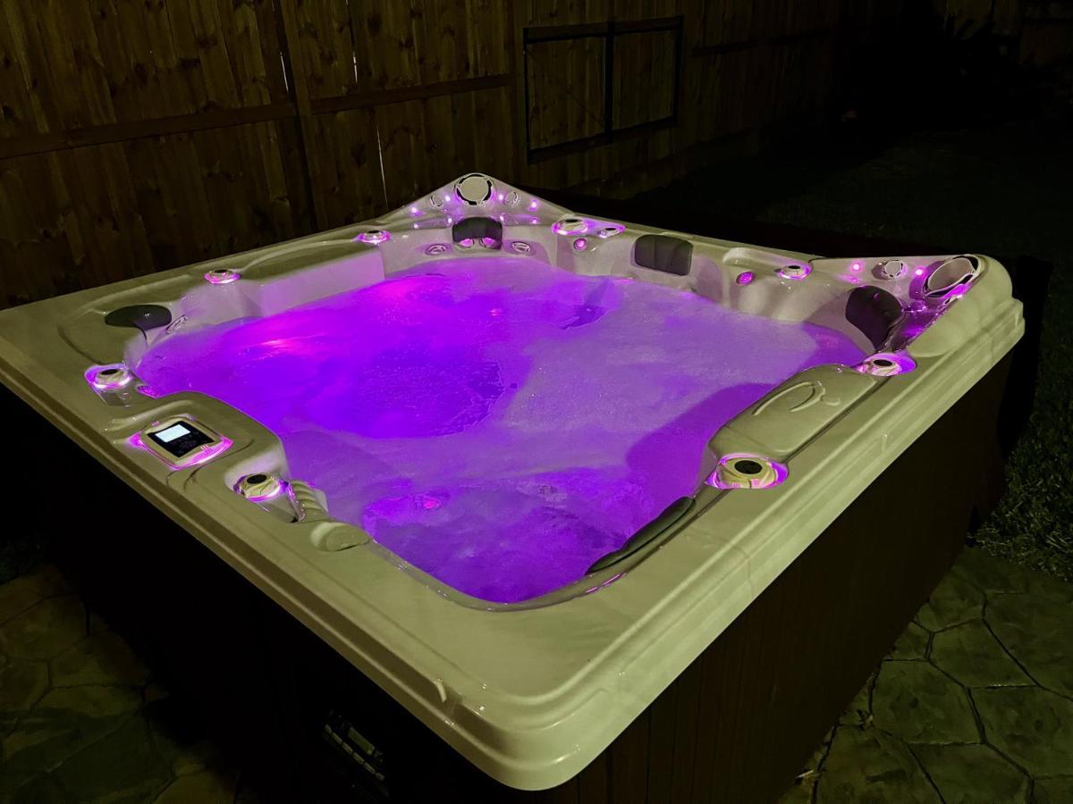 1976Houstongem Luminous Pvtpool & Hottub Dt20Mins For Lrg Families 6Beds 2Bath Villa Dış mekan fotoğraf