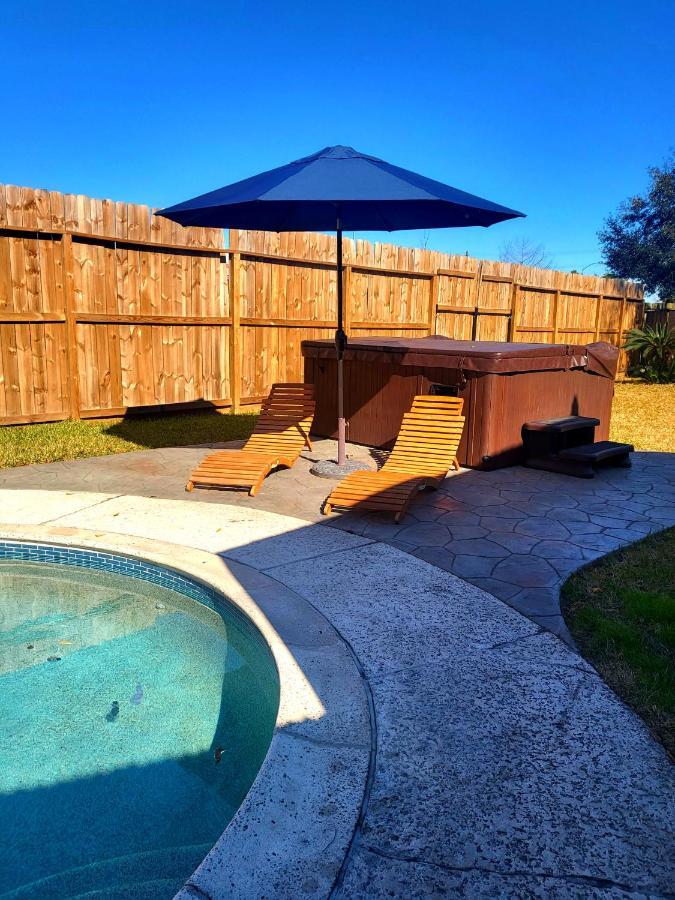 1976Houstongem Luminous Pvtpool & Hottub Dt20Mins For Lrg Families 6Beds 2Bath Villa Dış mekan fotoğraf