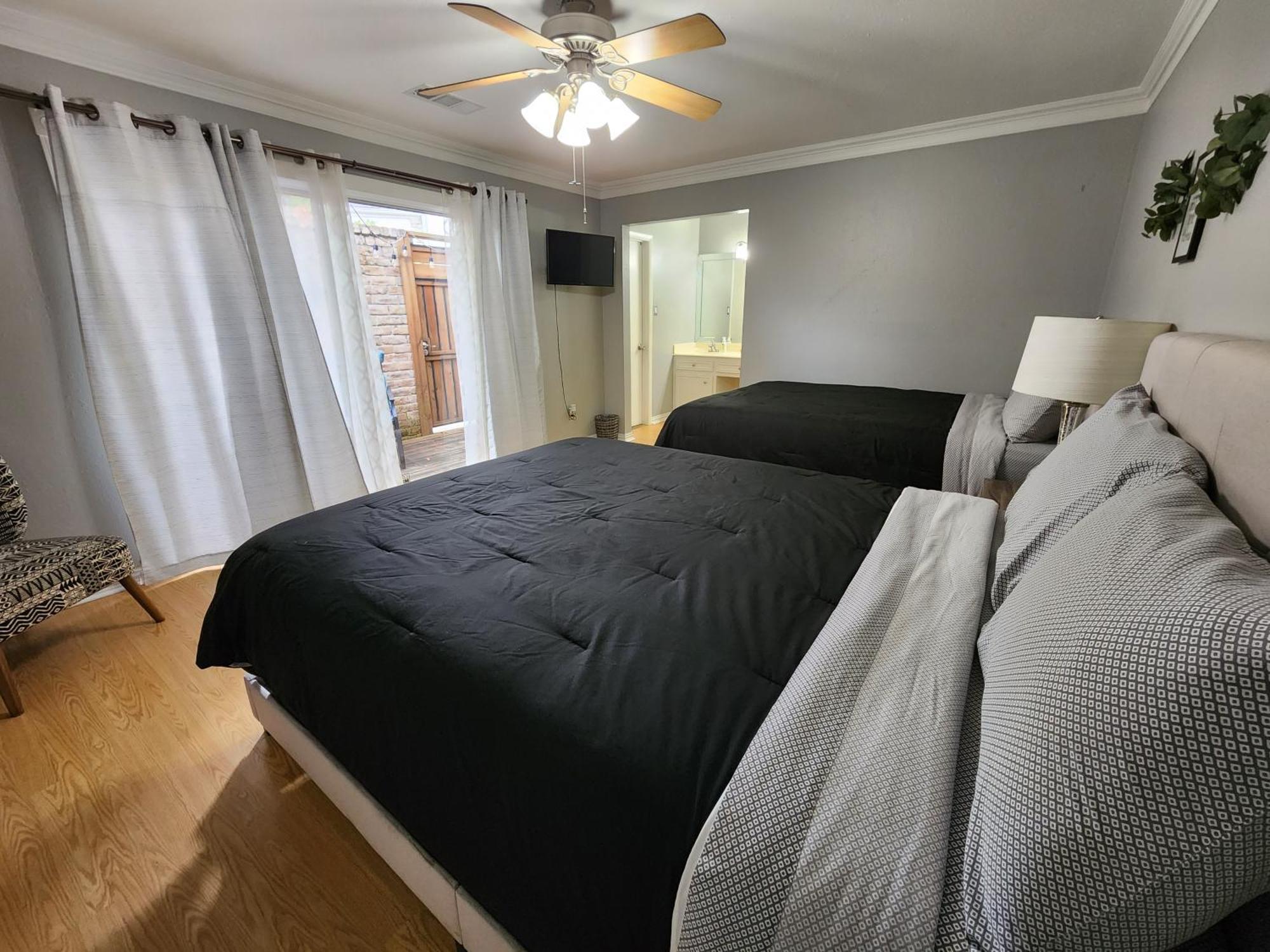 1976Houstongem Luminous Pvtpool & Hottub Dt20Mins For Lrg Families 6Beds 2Bath Villa Dış mekan fotoğraf